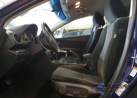 2010 Mazda 6 I z USA, uszkodzony, nr VIN 1YVHZ8CH7A5M37405